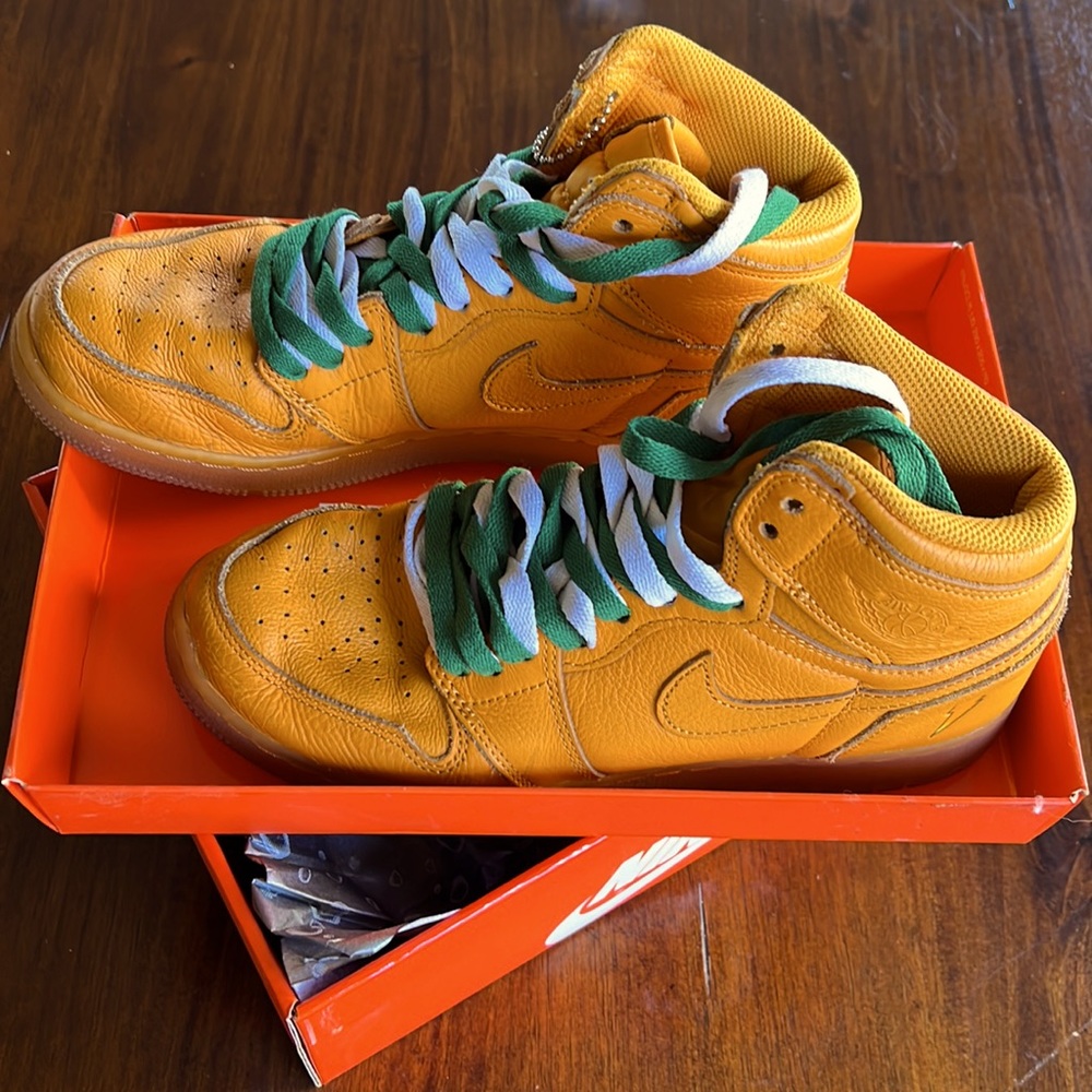 Nike Air Jordan Orange Gatorade Size 7 Shoes